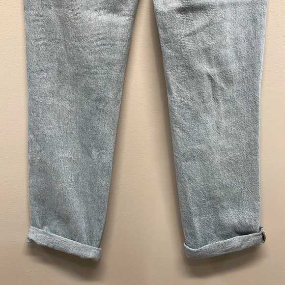 NWT PacSun Mom Jeans High Rise Elvira Light Wash Distressed Destroyed 24 - Picture 6 of 16